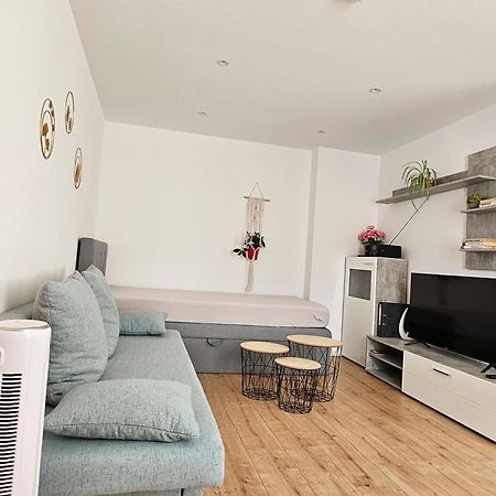 Schoene Ferienwohnung 54 M², Zentrumsnah, Kingbett 에르푸르트 외부 사진
